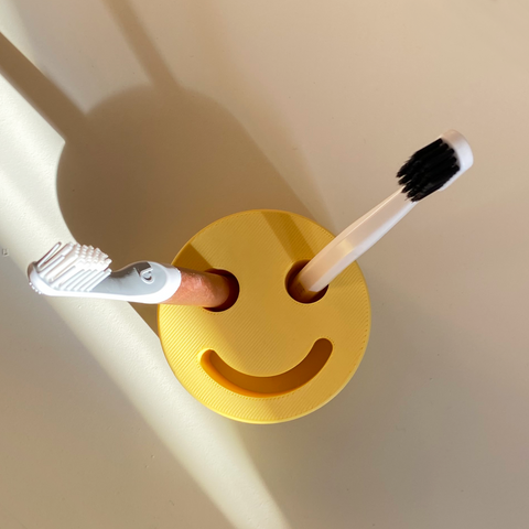 Smile Toothbrush Holder